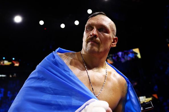 Директор команды Усика расставил все точки над "і" относительно сомнений в травме боксера