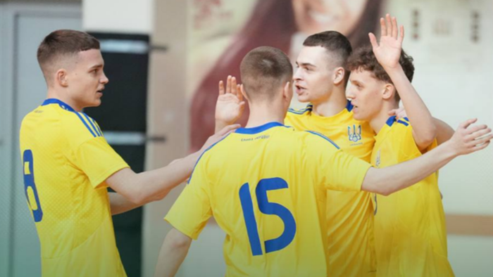 Сборная Украины по футзалу дожала Италию и в третий раз подряд вышла в полуфинал молодежного Евро