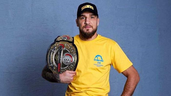 Амосов дебютує в UFC – офіційно розкрито дату бою і суперника українця