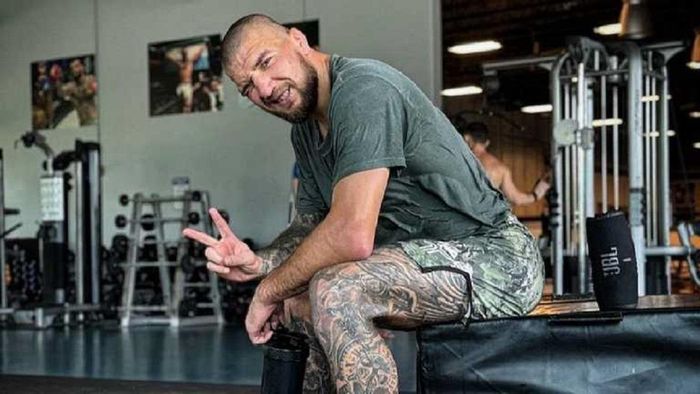 Амосов дізнався дату та суперника дебютного бою в UFC: організація готує офіційне оголошення