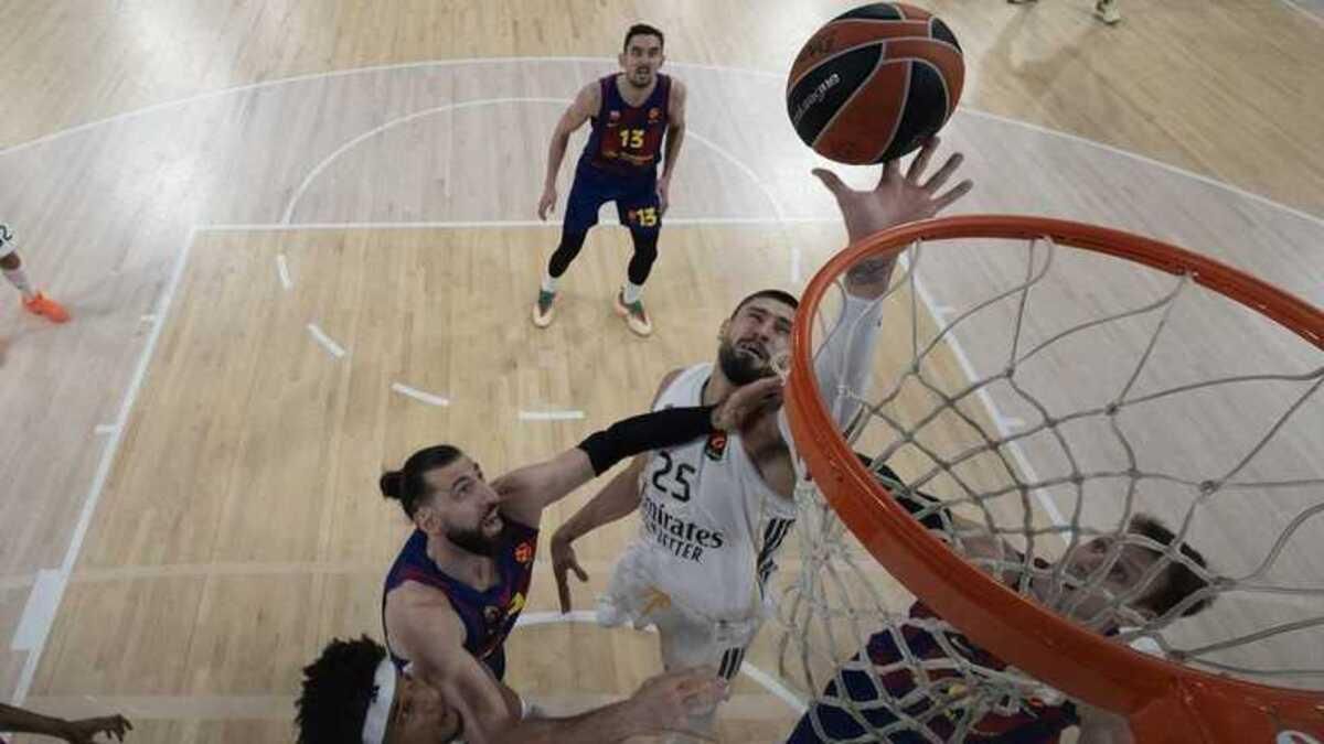 Алексей Лень / Фото Rodolfo Molina/Euroleague Basketball via Getty Images Алексей Лень / Фото Rodolfo Molina/Euroleague Basketball via Getty Images