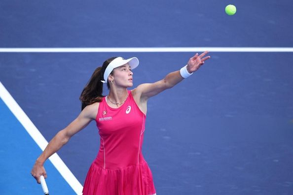 Сенсація на Australian Open: зіркова росіянка з топ-15 вилетіла від кваліфаєрки вже на старті