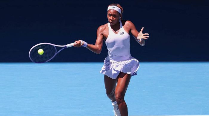 Світоліна перемогла, Гофф влаштувала розгром, істерична росіянка послала глядачів – результати Australian Open