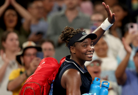 Российская чемпионка Grand Slam потерпела унижение от 697 ракетки на старте AO, легендарная Уильямс вылетела
