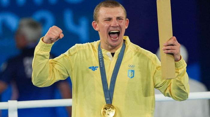 Хижняк дебютує у професійному боксі після золота Олімпіади – Усик анонсував сенсаційний бій