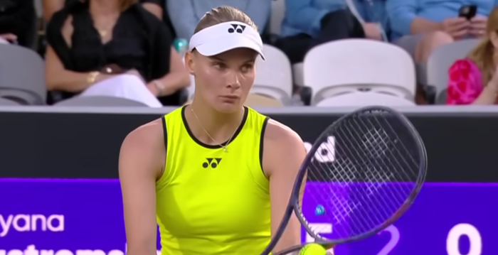 Ястремская драматично проиграла олимпийской чемпионке в трехчасовой зарубе – видеообзор матча