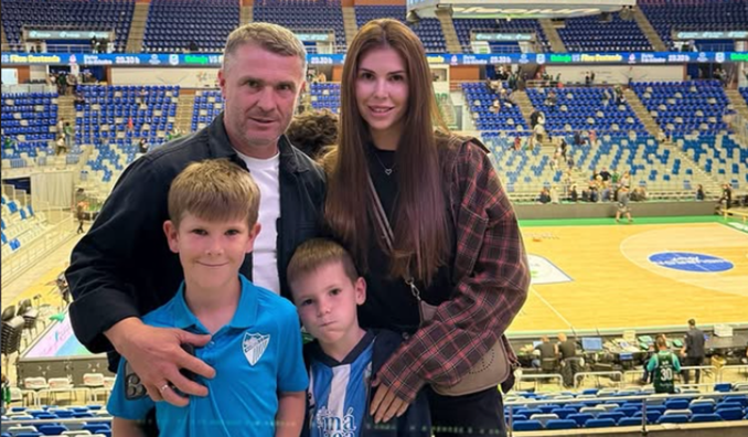 Ребров покинув збірну України в день народження сина – дружина залишила тепле привітання