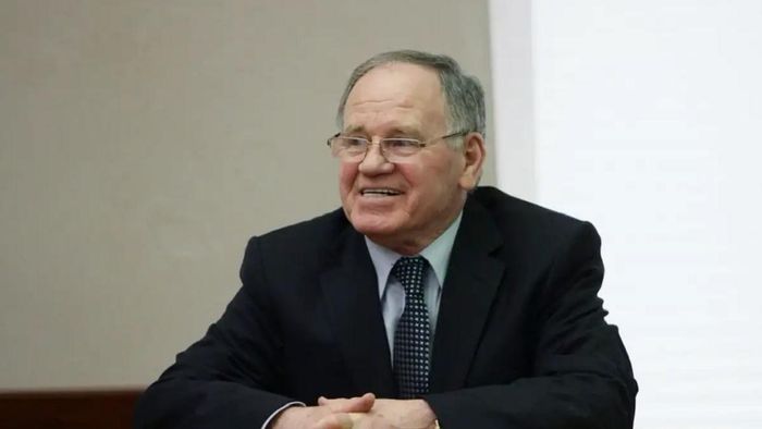 Сабо оцінив потенційну заміну Костюка на Петракова на чолі Динамо: "Не скажу, що він такий сильний тренер"