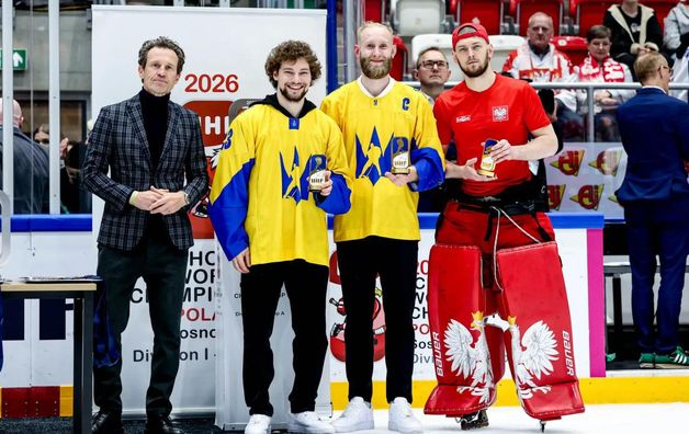 Два украинских хоккеиста стали лучшими на чемпионате мира-2026 после выхода в элитный дивизион