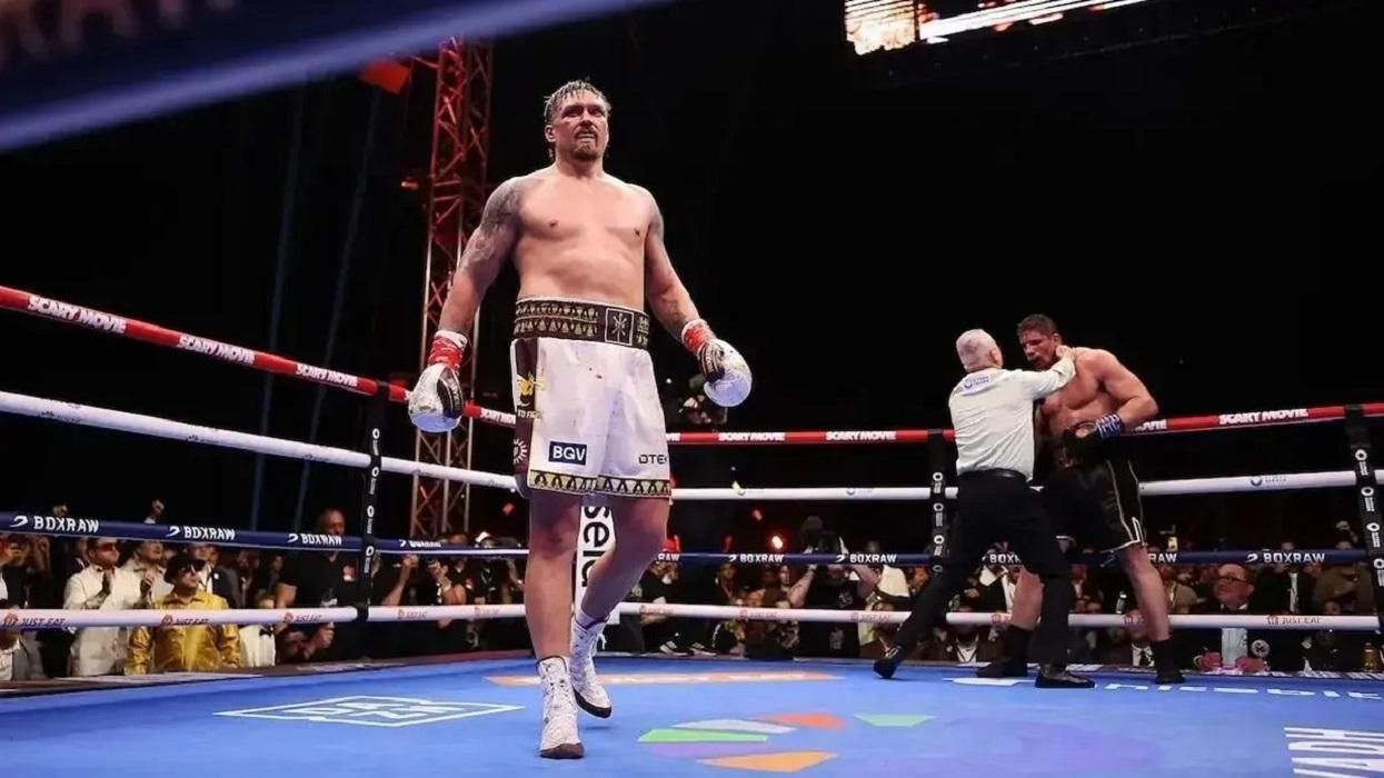 Олександр Усик / фото: Марк Робінсон/Matchroom Boxing