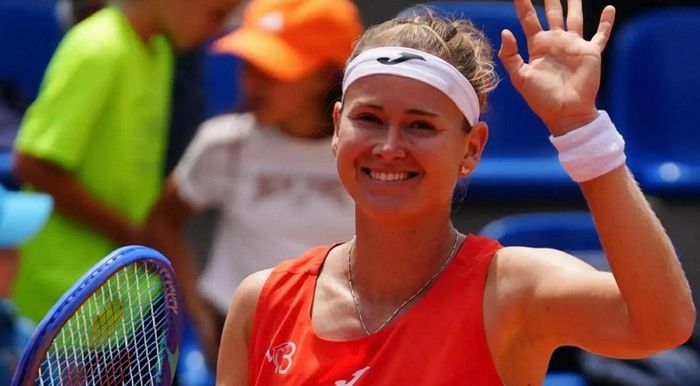 Чемпіонка Вімблдону зазнала фіаско від сенсаційної кривдниці Рибакіної та вилетіла за крок до чвертьфіналу