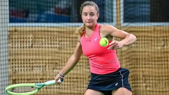 Сенсаційна українка розбила господарку корту та вийшла до чвертьфіналу турніру в Португалії
