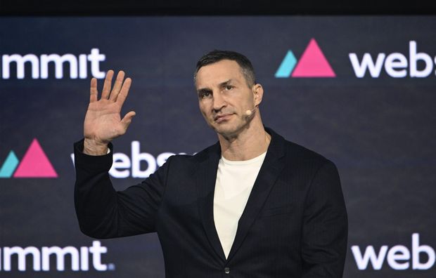 50-річний Володимир Кличко може побитися за чемпіонський пояс, який звільнив Усик