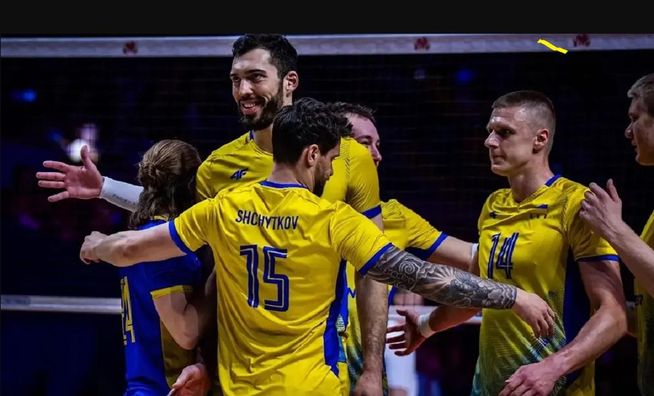 Десять волейболистов сборной Украины заблудились по дороге в Финляндию на товарищеские матчи перед ЧЕ