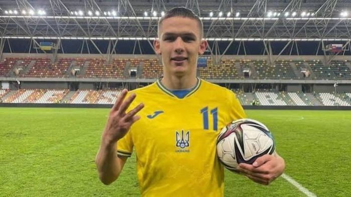 Украина забила Венгрии – видео первого гола Сикана за 5 лет
