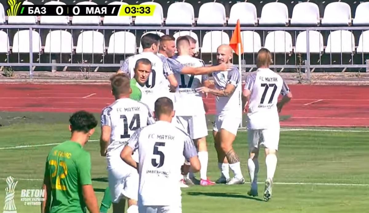 Маяк из Сарн благодаря дублю экс-игрока Динамо и Шахтера устроил погром и вышел в 1/8 финала Кубка Украины