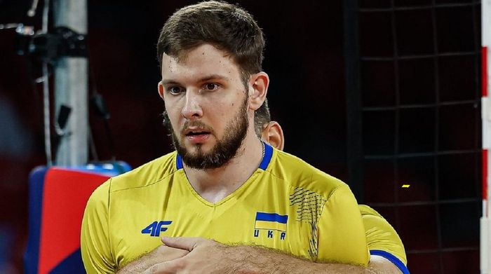 Игрок сборной Украины по волейболу проанализировал две роковые ошибки во время провального матча с Румынией на Евро-2026