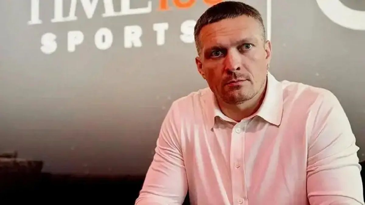 Олександр Усик / Фото з instagram.com/usykaa