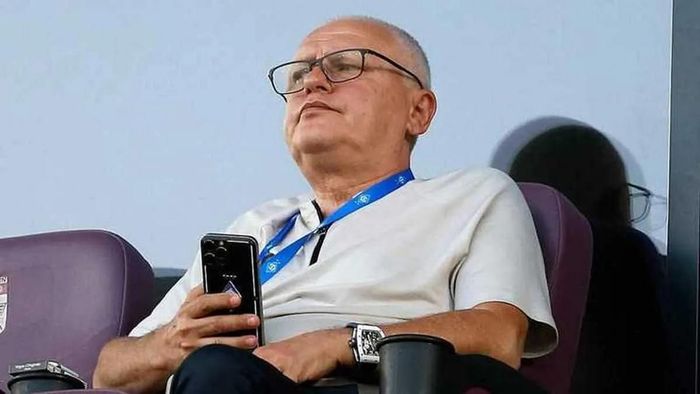 Динамо нашло нового тренера в интернете