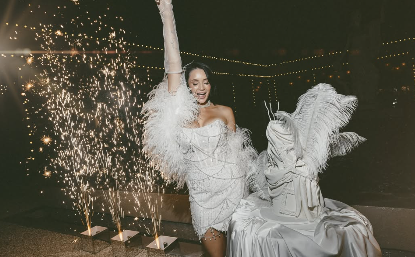 Дружина гравця Динамо влаштувала помпезне гуляння на честь ювілею – ефектність вражає (ФОТО)